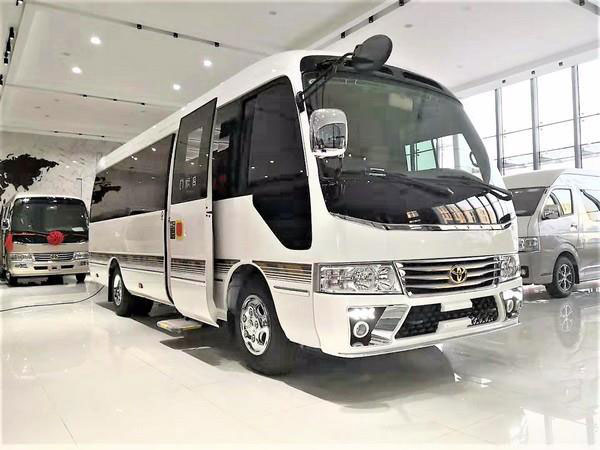 提升通勤班車安全性（企業(yè)如何選擇大巴租車平臺(tái)）